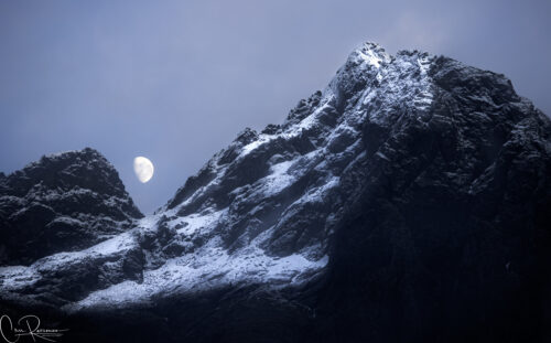 the moon goes to sleep